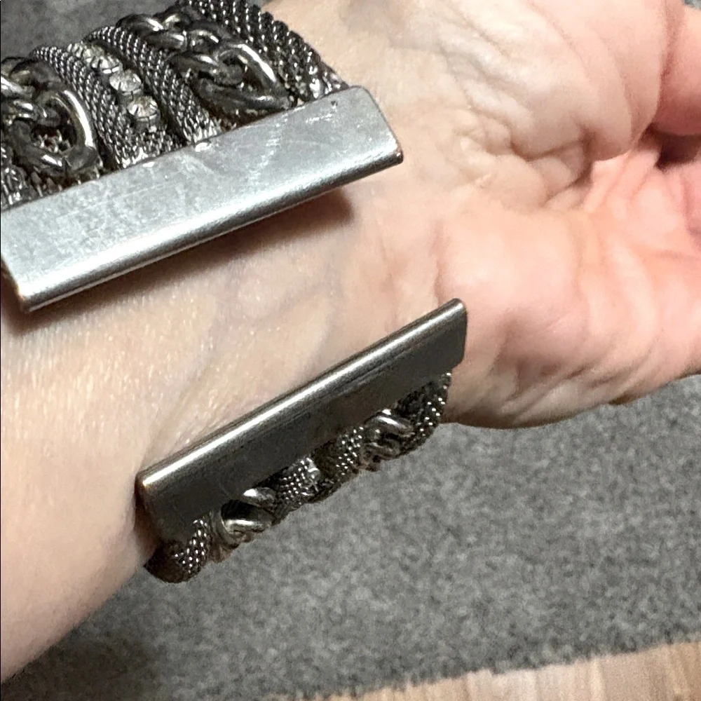 VINTAGE QUALITY METAL MESH CHAIN RHINESTONE FLEXIBLE ADJUSTABLE CUFF BRACELET